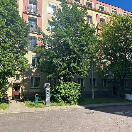 City Apartment Czestochowa Centrum 2-Bedroom ภายนอก รูปภาพ